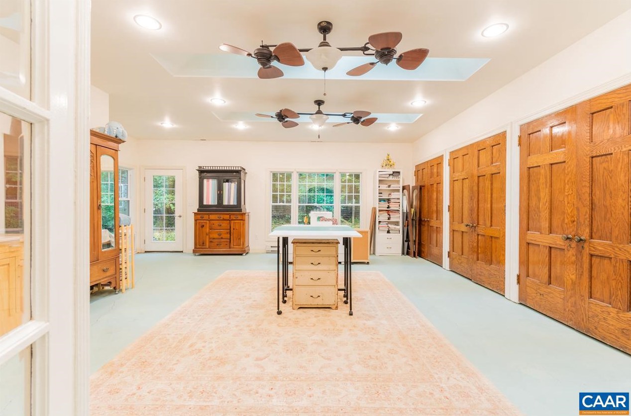 3908 Stony Point Rd, Keswick, VA 22947