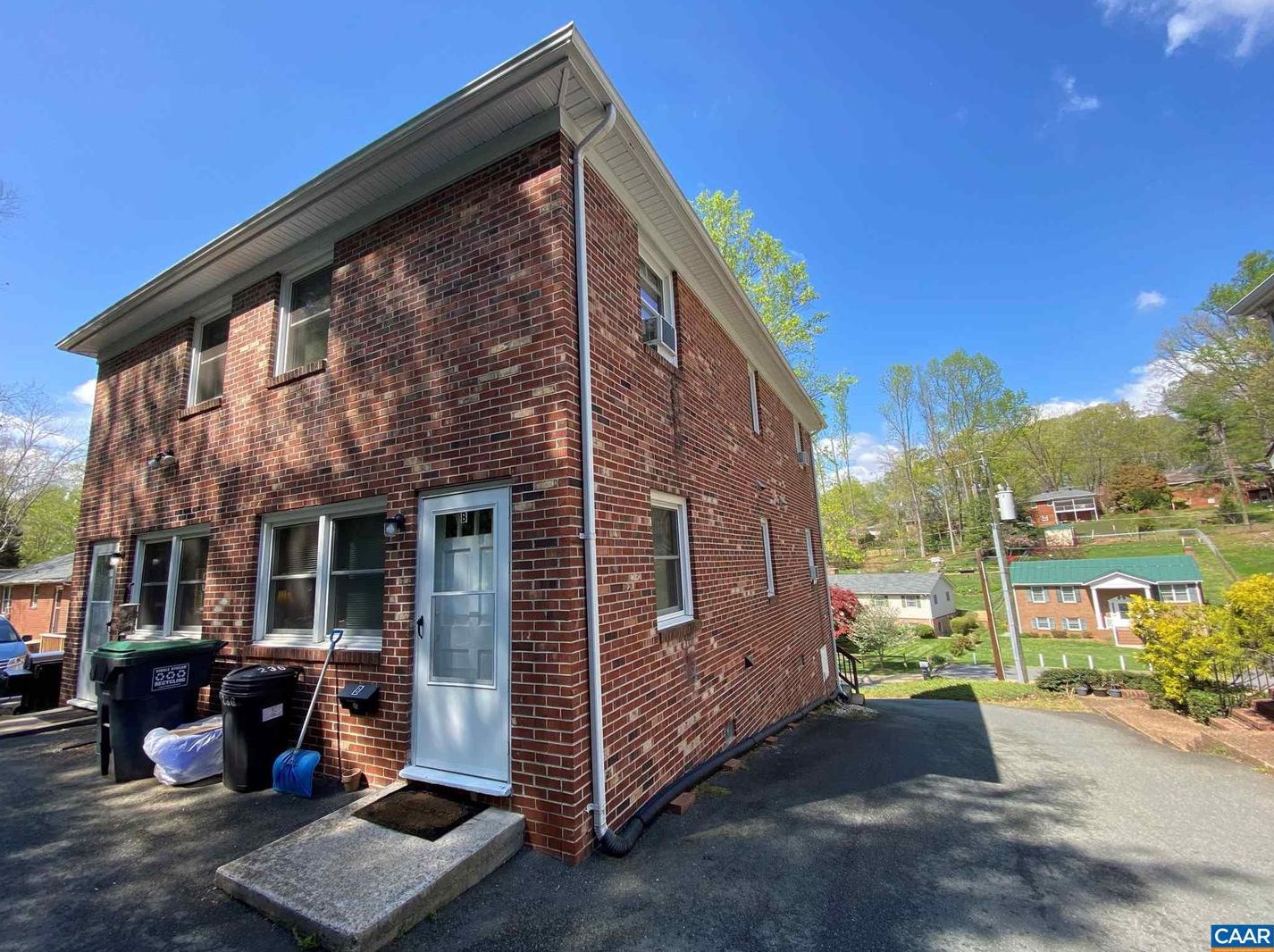 236 Old Lynchburg Rd, Charlottesville, VA 22903