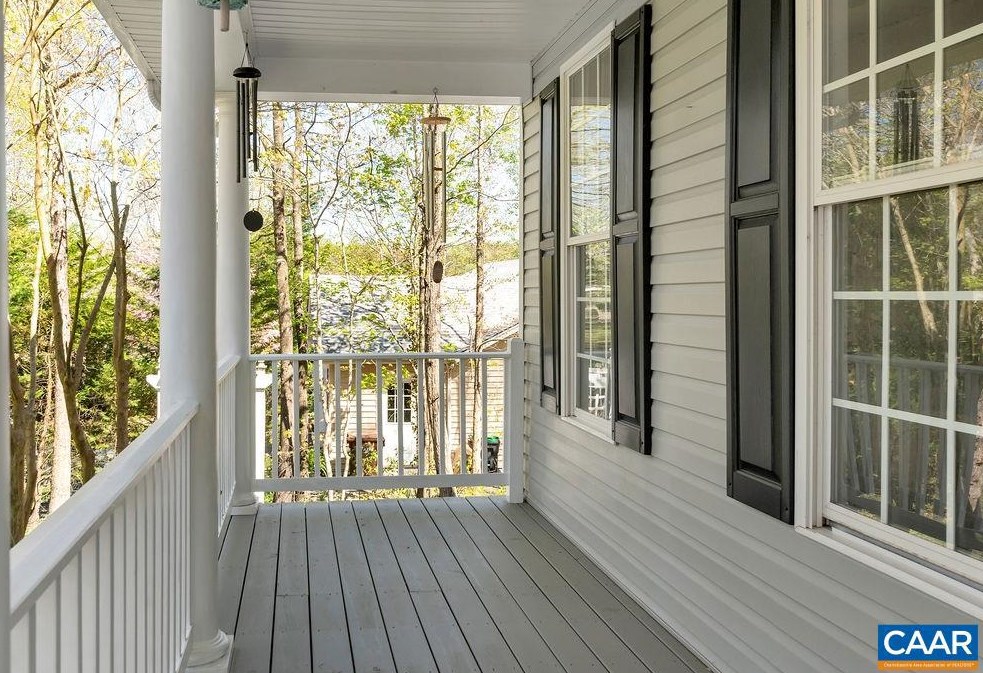 441 Jefferson Dr, Bybee, VA 22963