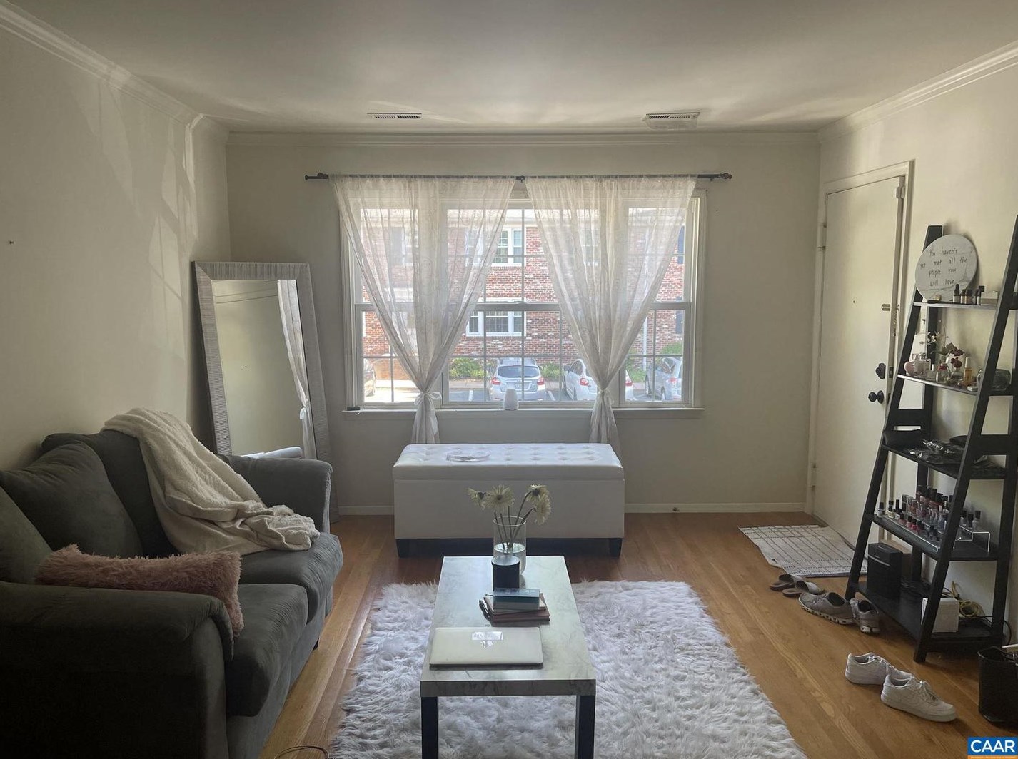 2405 Barracks Ct #3, Charlottesville, VA 22901
