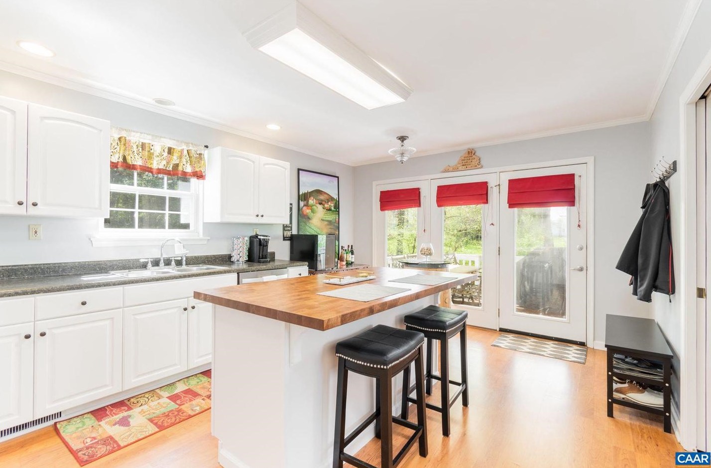 322 Daffodil Rd, Ruckersville VA  22968-2462 exterior