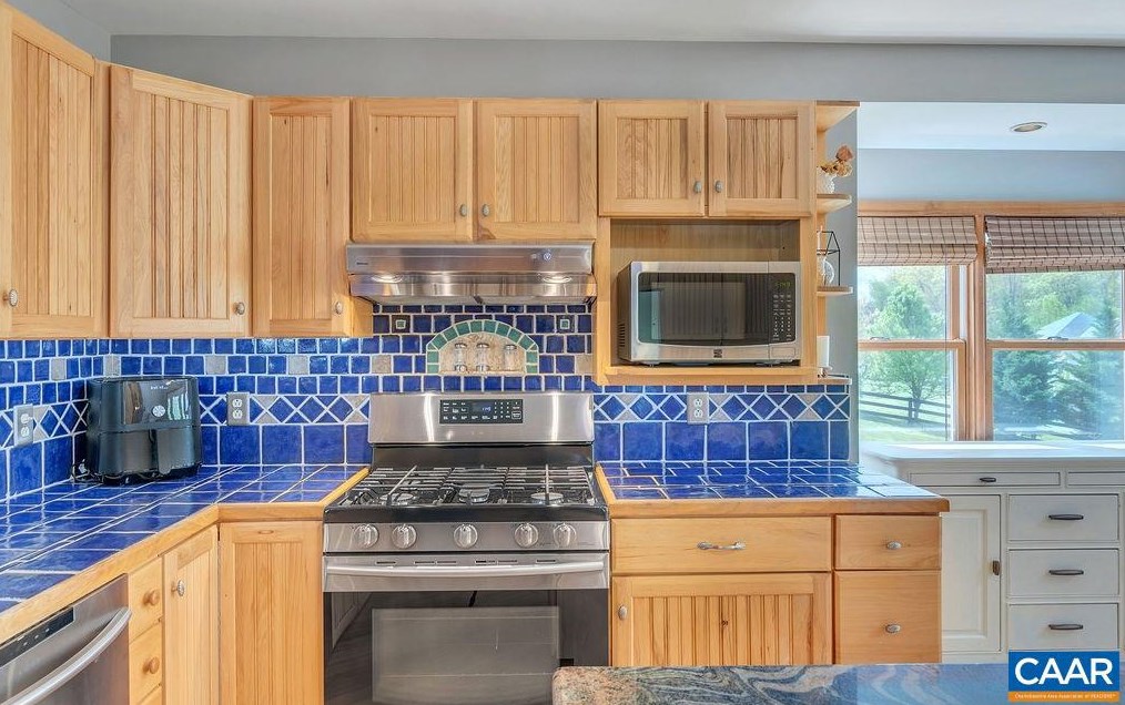 773 Swift Run Rd, Ruckersville VA  22968-2429 exterior