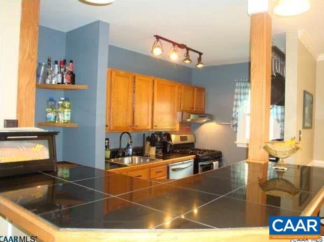 2420 Barracks Pl #3, Charlottesville, VA 22901