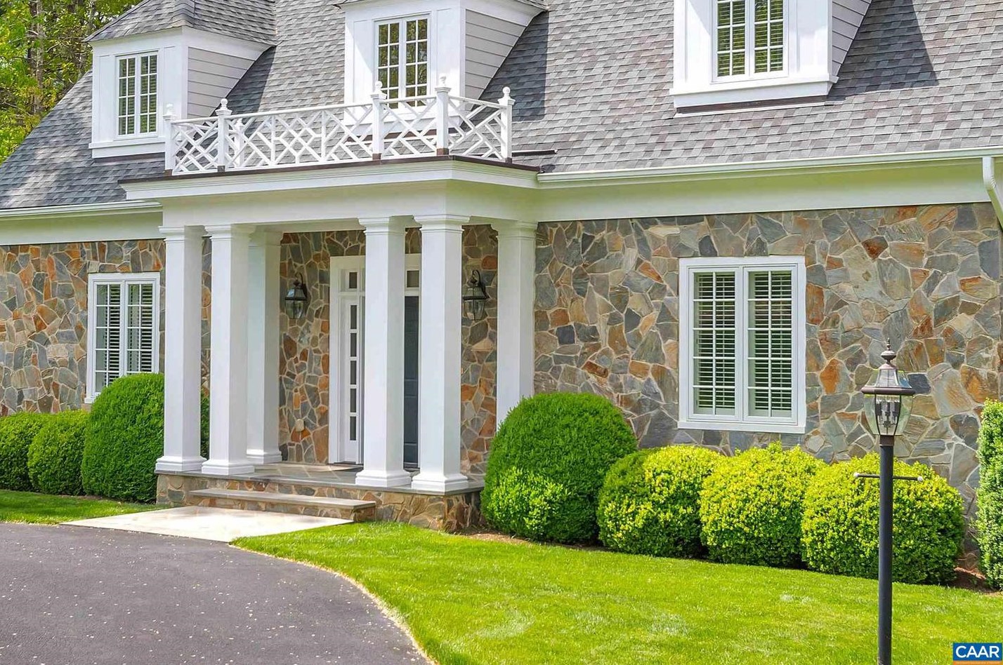 2014 Farringdon Road, Keswick, VA 22947