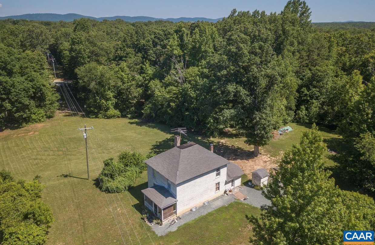 1435 Union Mills Rd, Troy, VA 22974