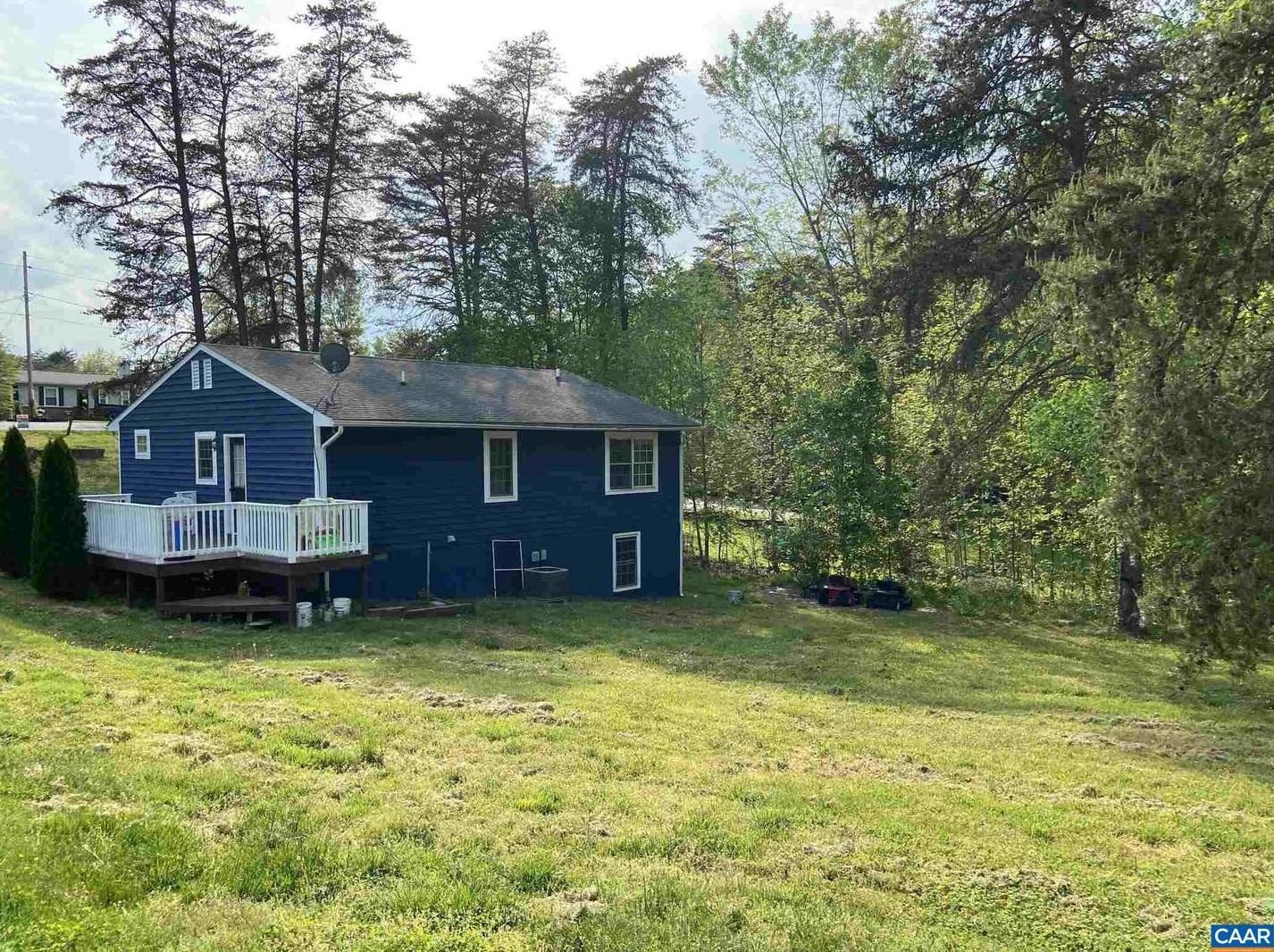 795 Matthew Mill Rd, Ruckersville VA  22968-3507 exterior