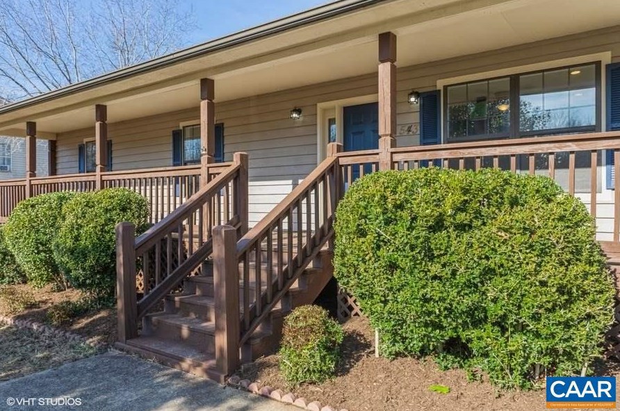 543 Jefferson Dr, Bybee, VA 22963