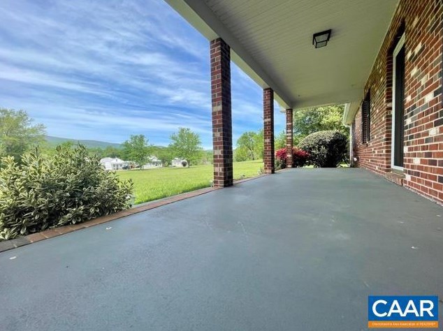 9960 Dyke Rd, Stanardsville VA  22973-3413 exterior