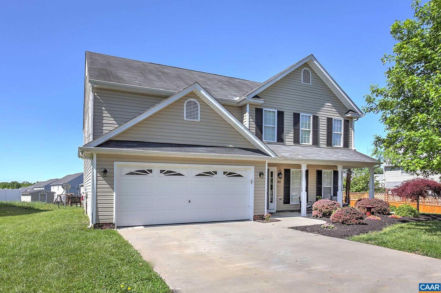 300 Cardinal Rd, Louisa, VA 23093-4939