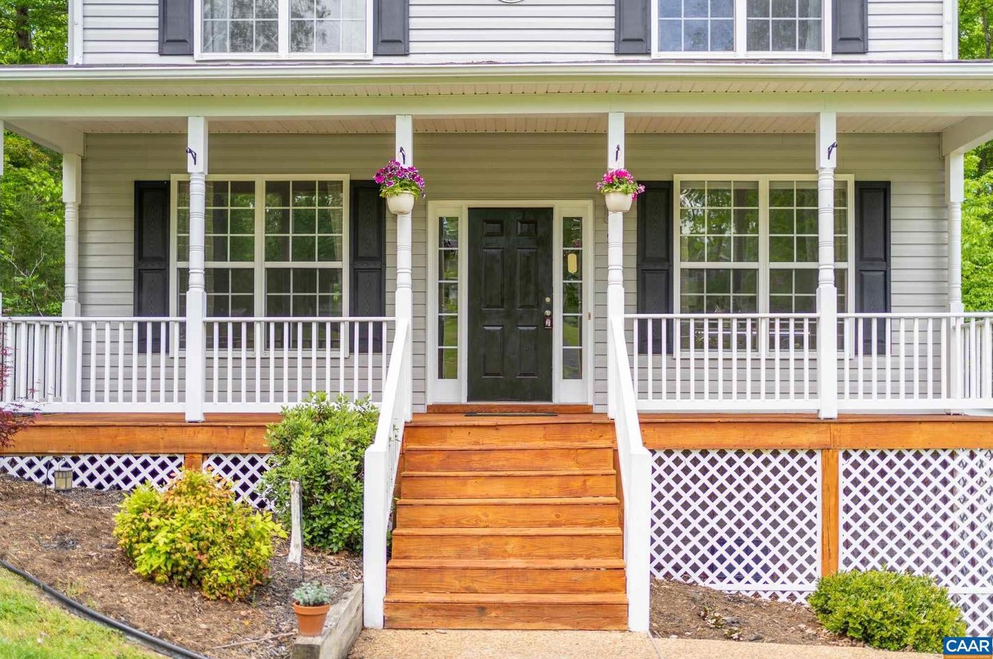 59 Oak Terrace Dr, Ruckersville VA  22968-3439 exterior