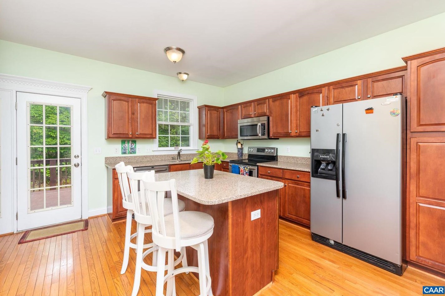 59 Oak Terrace Dr, Ruckersville VA  22968-3439 exterior