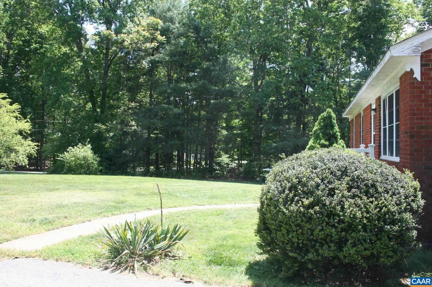 803 St Frances Ave, Mineral, VA 23117