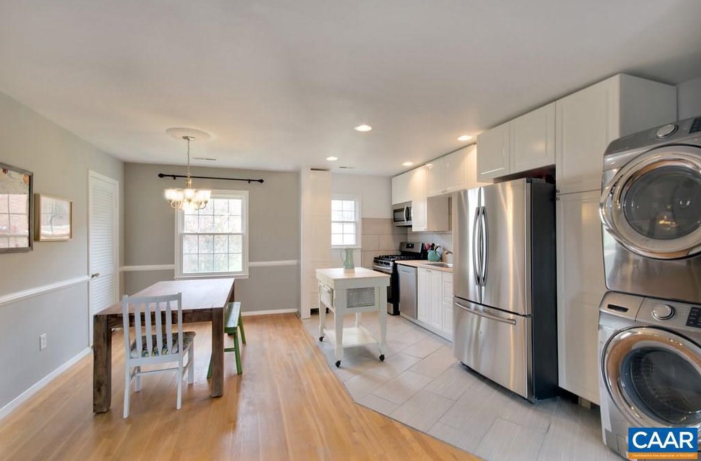 2420 Barracks Pl #4, Charlottesville, VA 22901