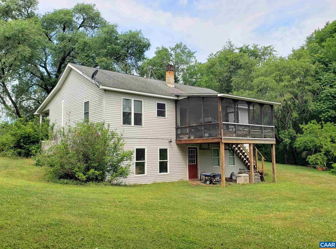 7045 Rapidan Rd, Rapidan, VA 22733