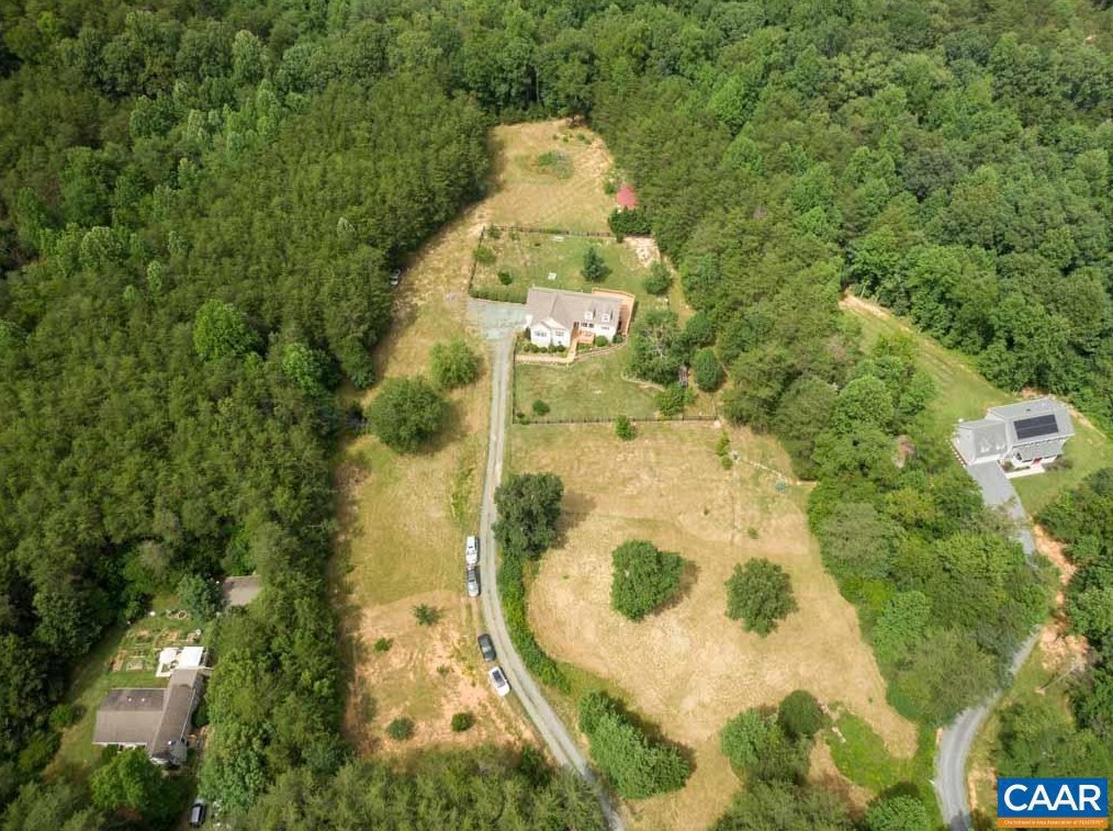 2409 Lindsay Rd, Gordonsville, VA 22942