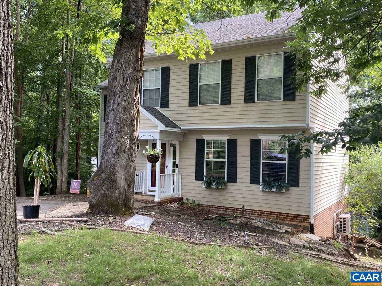 1806 Steeplechase Run, Charlottesville VA  22911-7558 exterior