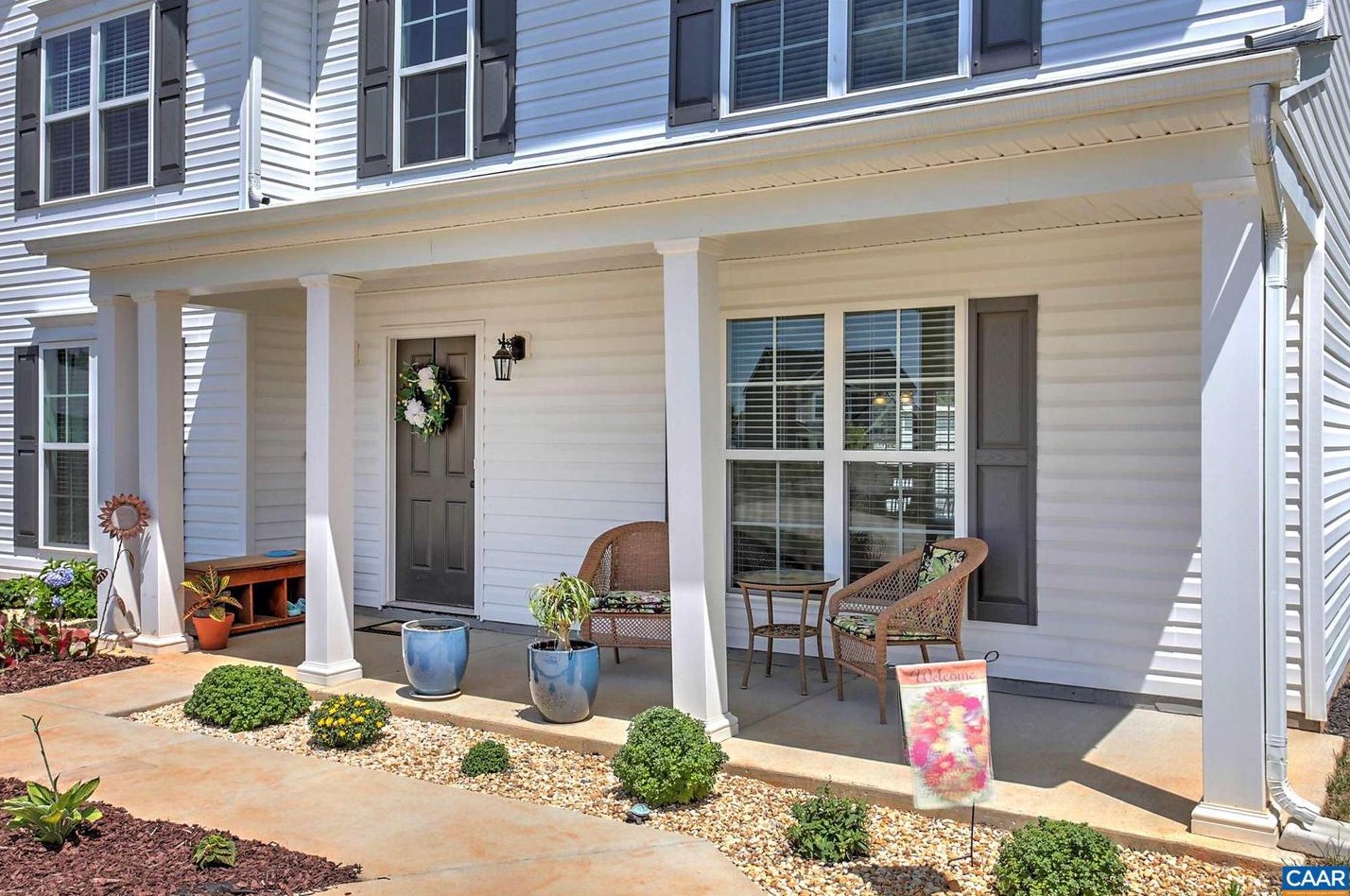 307 Cardinal Rd, Louisa, VA 23093-4939