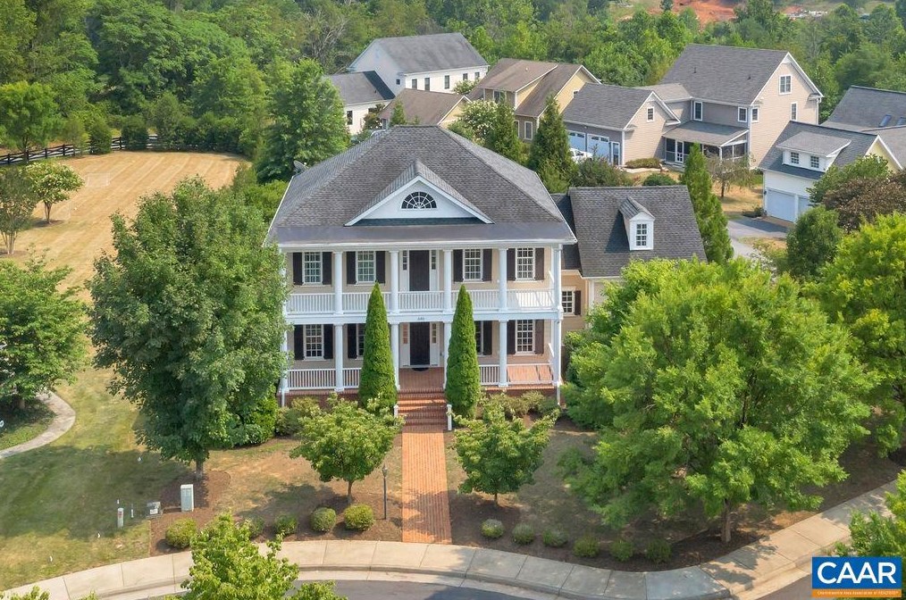 646 Haden Ln, Crozet, VA 22932