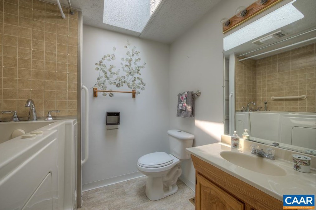 11 Gladiola Rd, Ruckersville VA  22968-2515 exterior