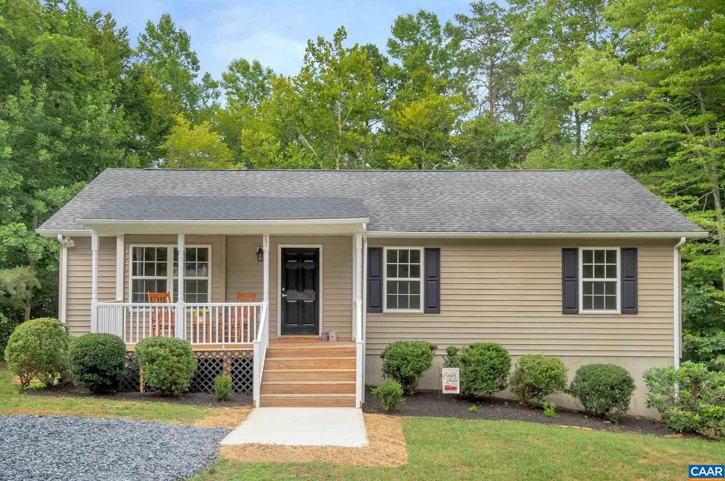 27 Chippewa Ln, Bybee, VA 22963