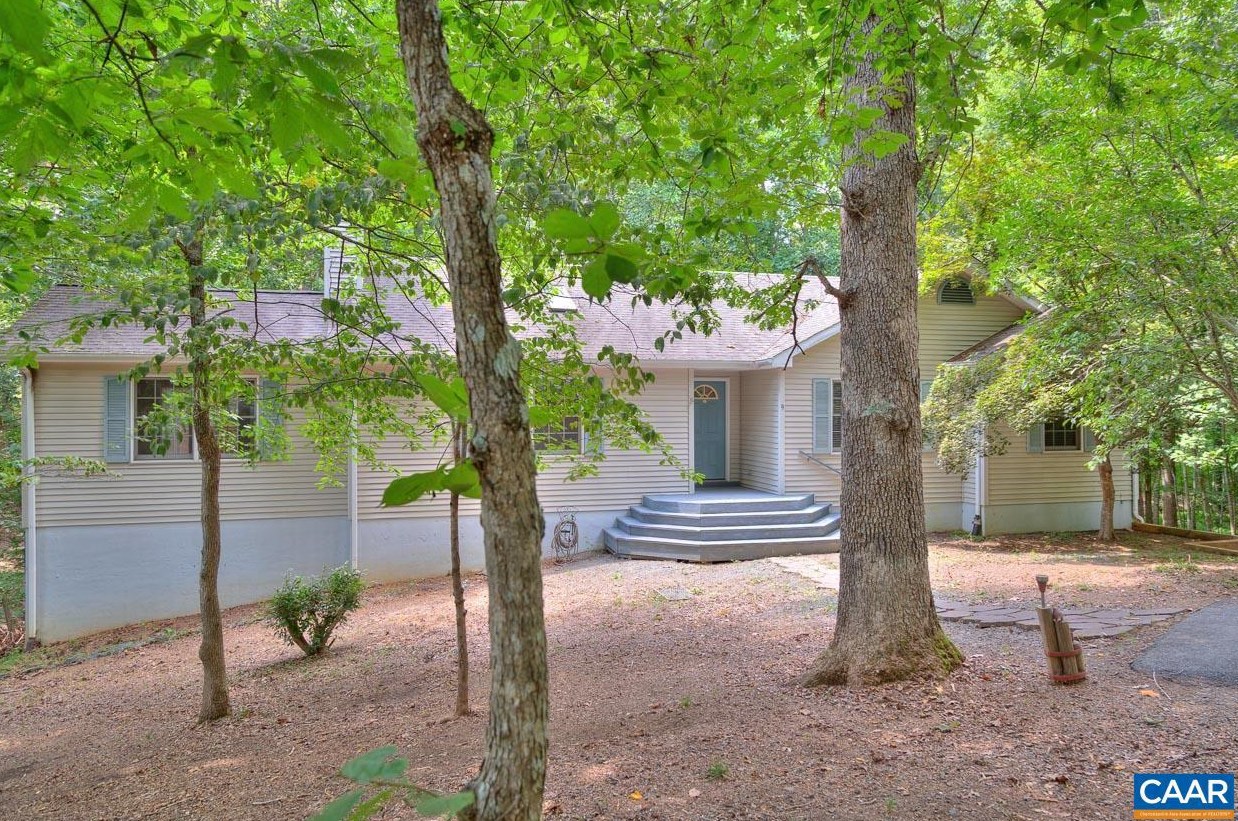9 Ashcake Terrace, Bybee, VA 22963