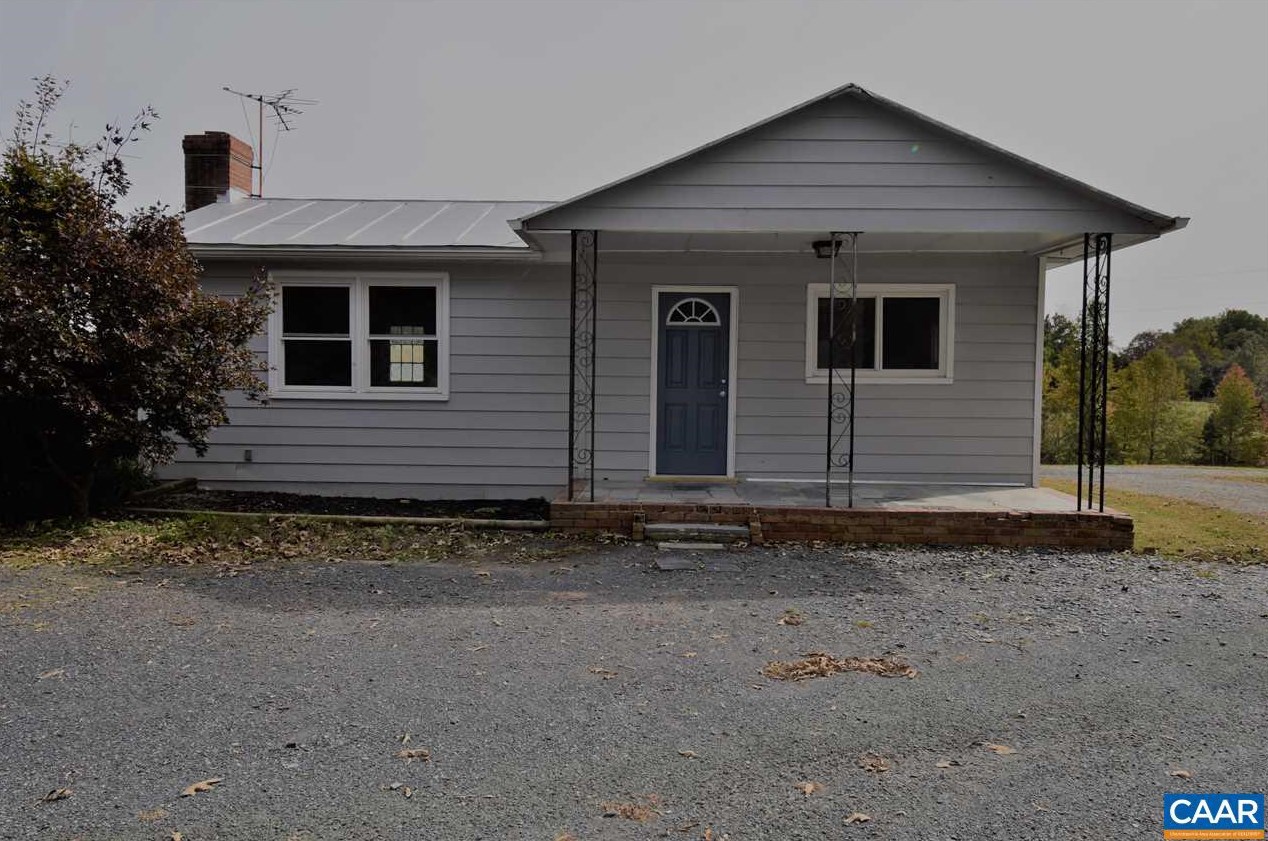 39 Lyles Church Ln, Bybee, VA 22963