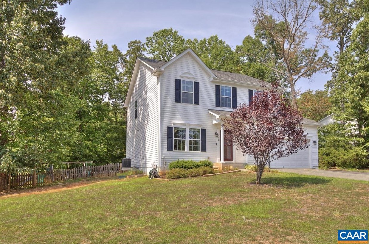 112 Robins Court, Bybee, VA 22963