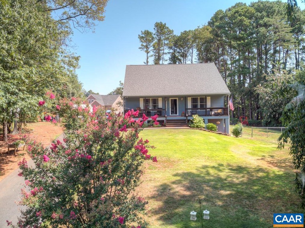 235 Spring Oaks Ln, Ruckersville, VA 22968-3644