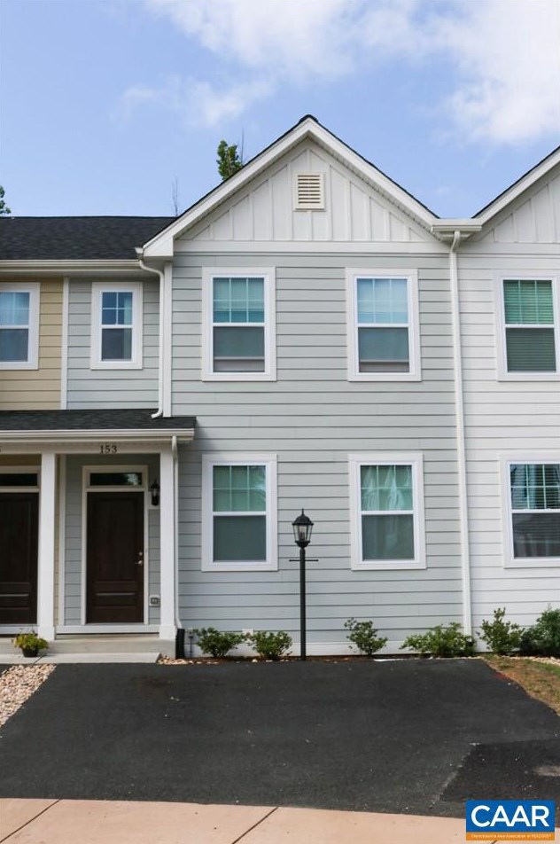 153 Longwood Dr, Charlottesville, VA 22903