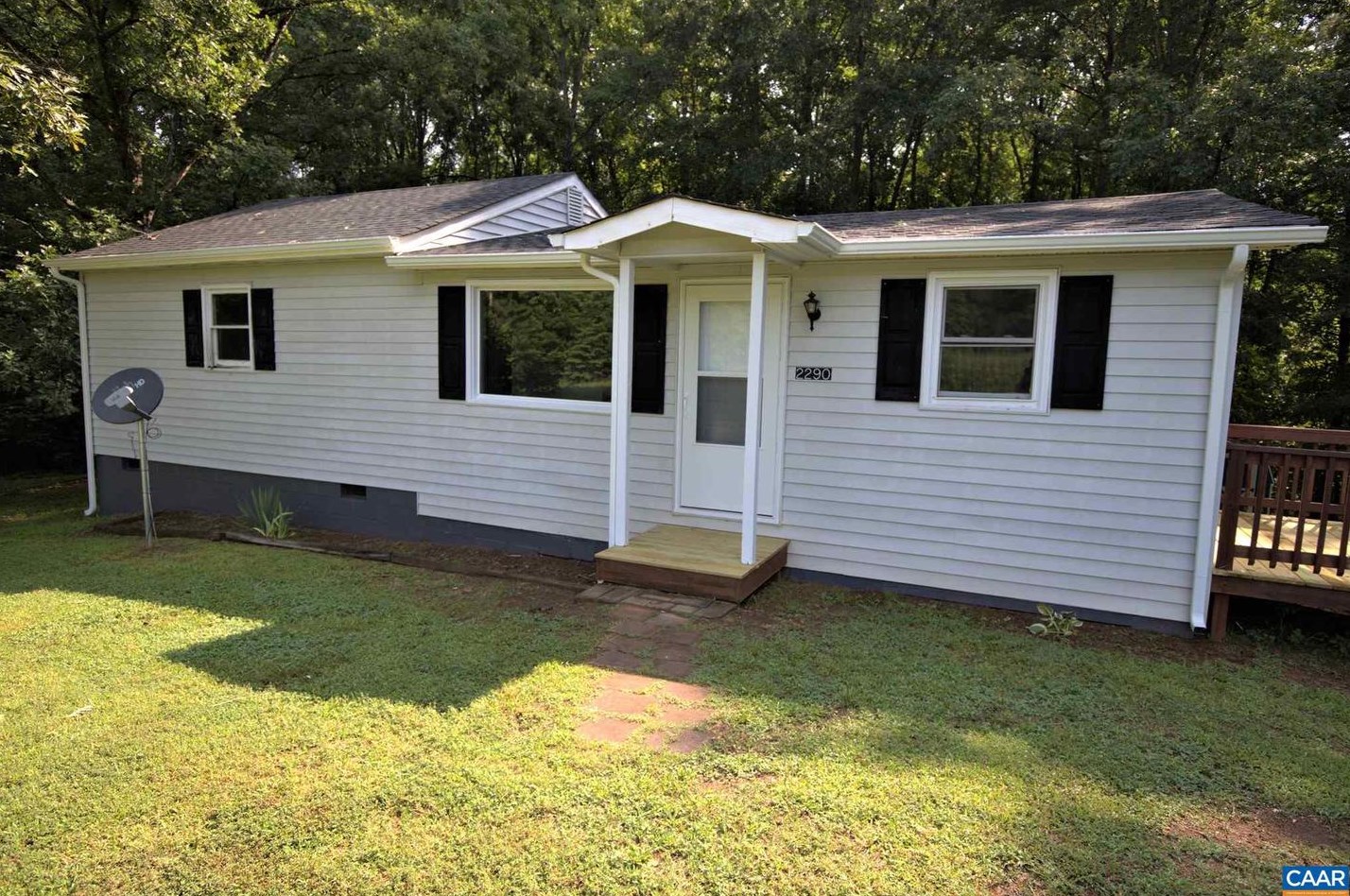 2290 Buckner Rd, Bumpass, VA 23024