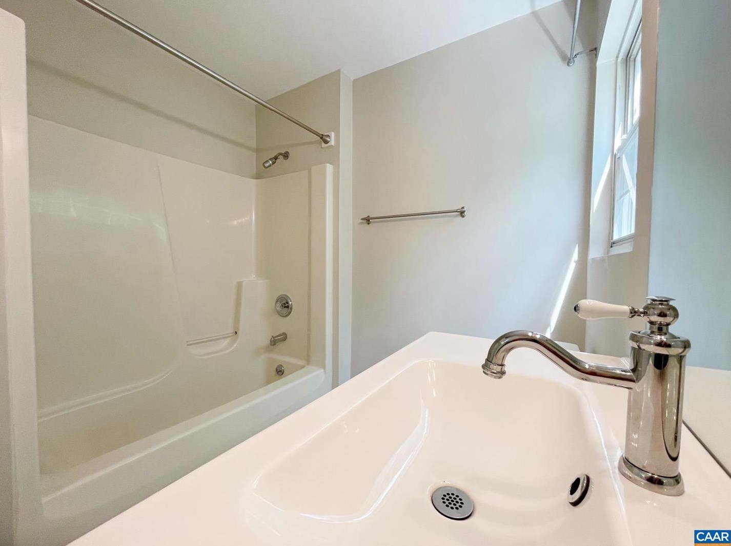 81 Phlox Rd, Ruckersville VA  22968-2422 exterior