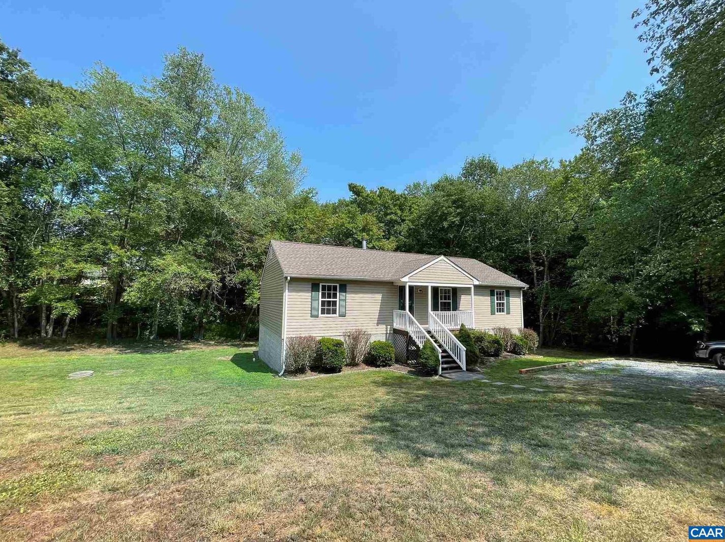 81 Phlox Rd, Ruckersville, VA 22968