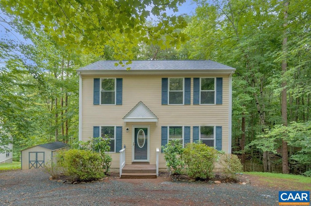5 Ripping Ct, Bybee, VA 22963