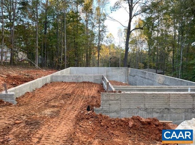 39 Lake Haven Ln, Ruckersville, VA 22968-3485