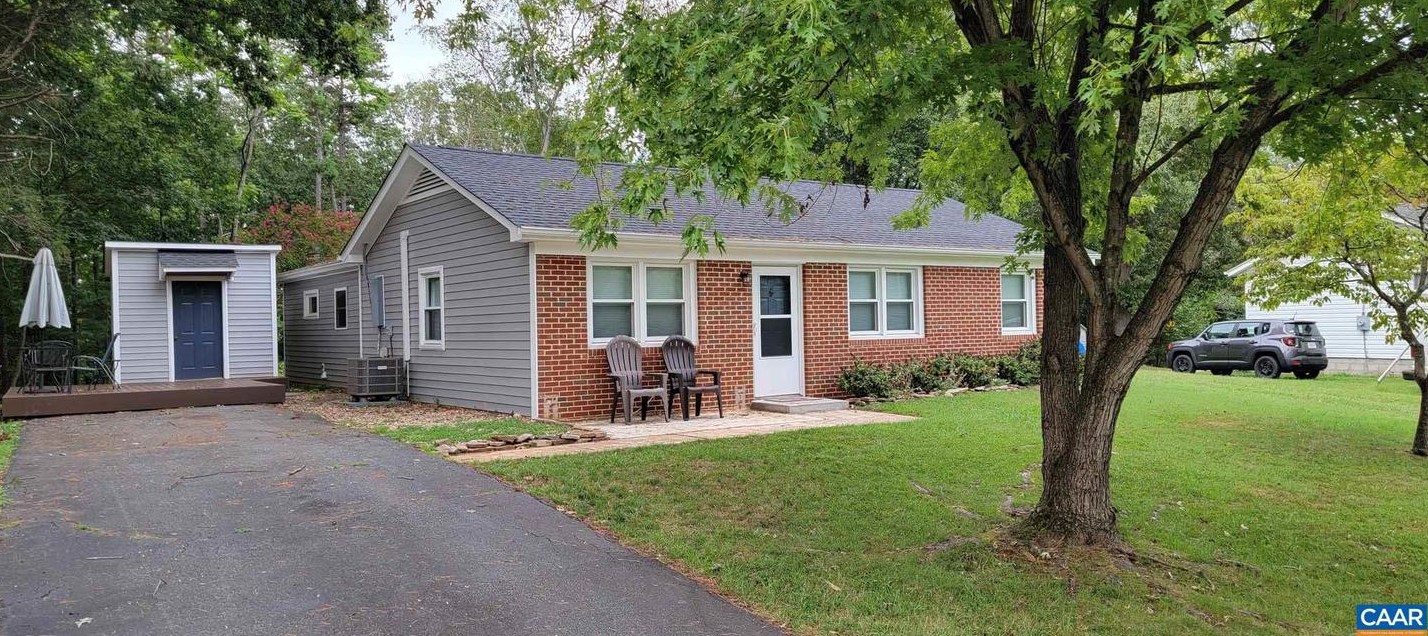 290 Windfield Cir, Charlottesville, VA 22902