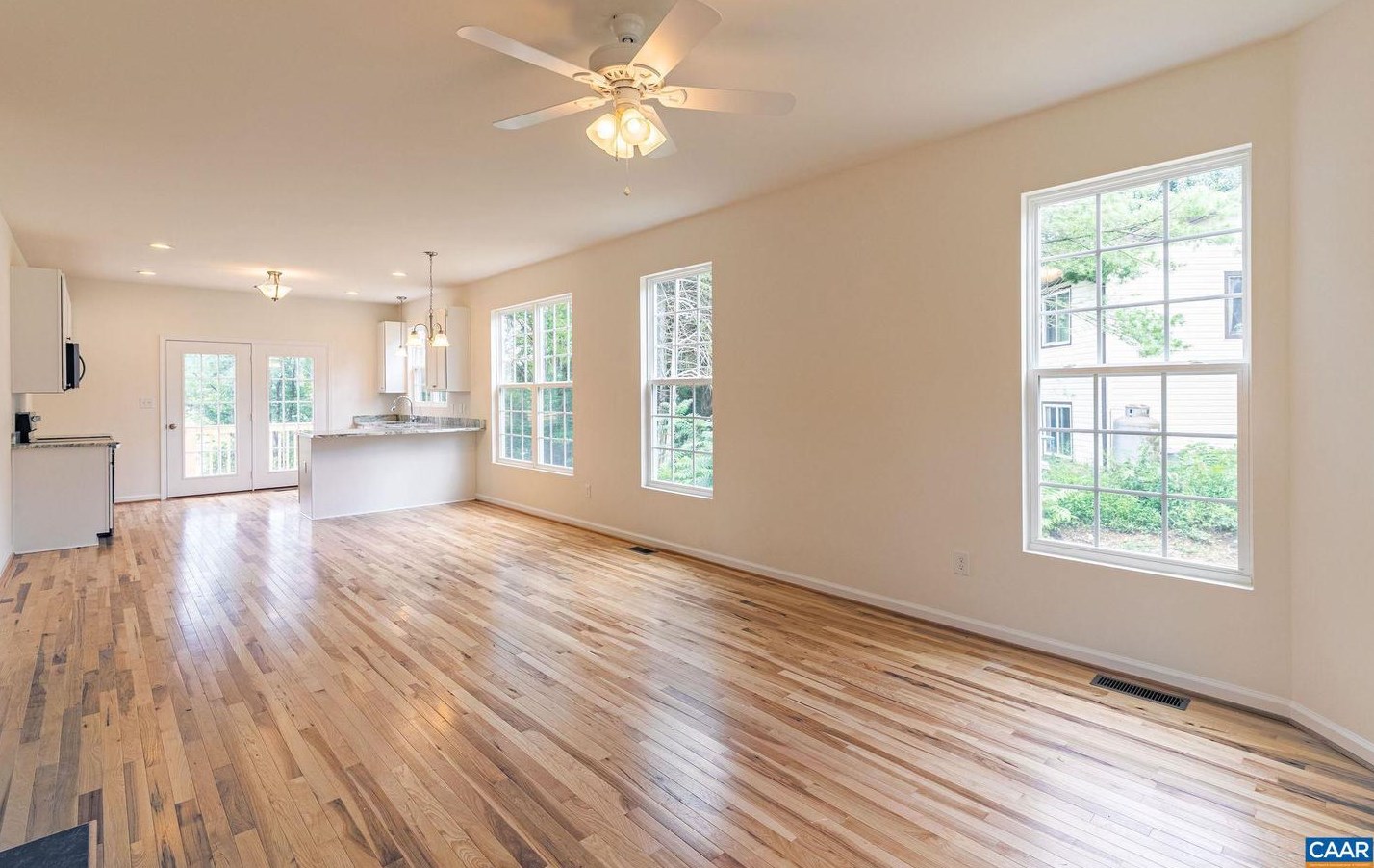 72 Poplar Dr, Louisa, VA 23093-5748