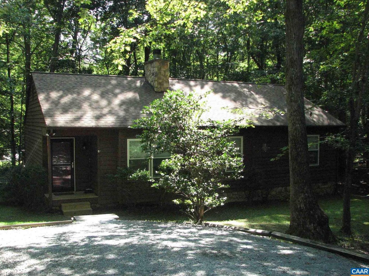 13 Dogleg Rd, Bybee, VA 22963