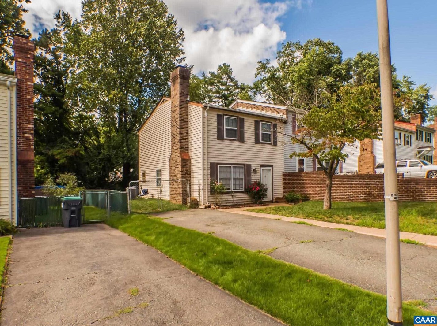 811 Prospect Ave, Charlottesville VA  22903-3943 exterior