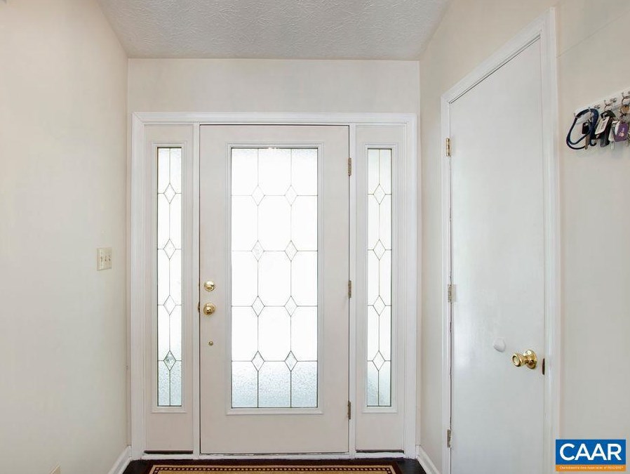 20 Seminole Trail, Bybee, VA 22963