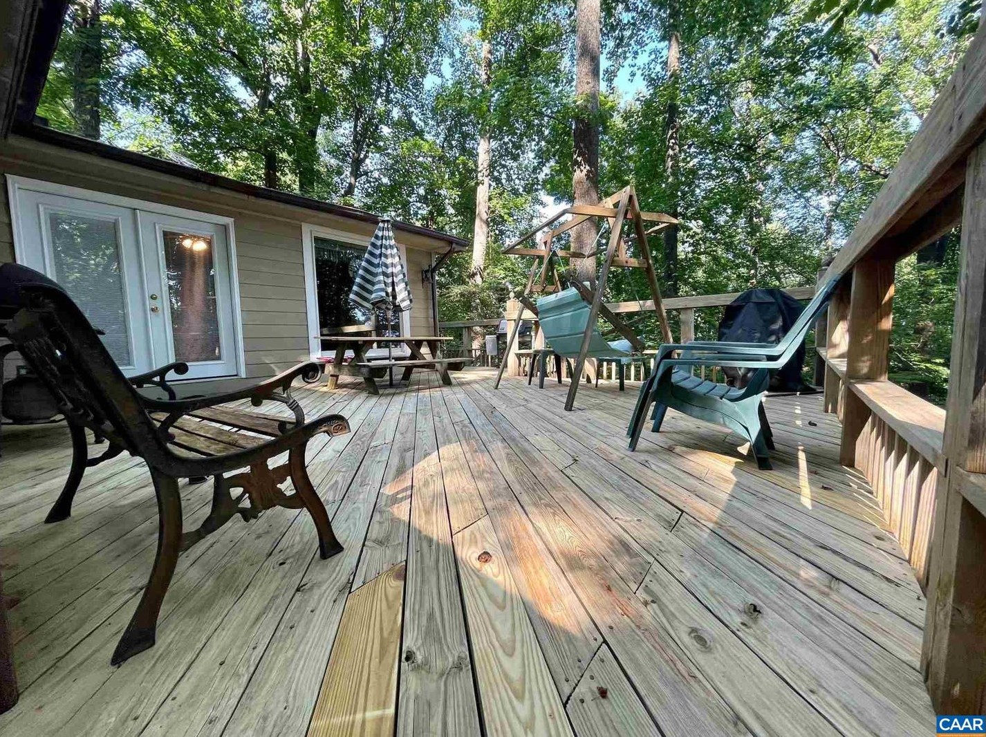 422 View Dr, Stanardsville, VA 22973