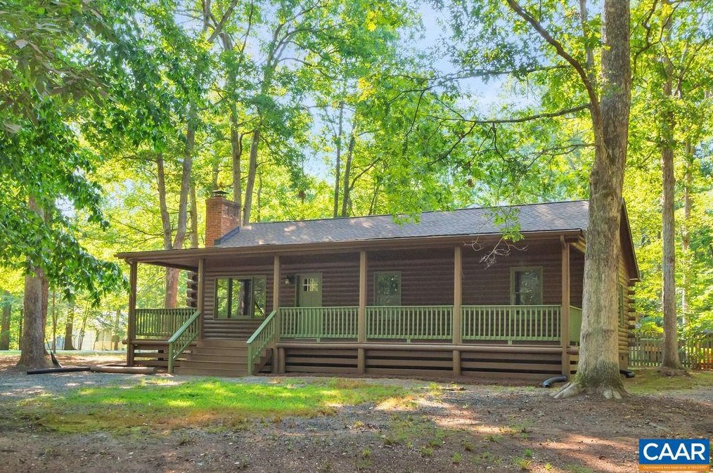28 Hardwood Rd, Bybee, VA 22963