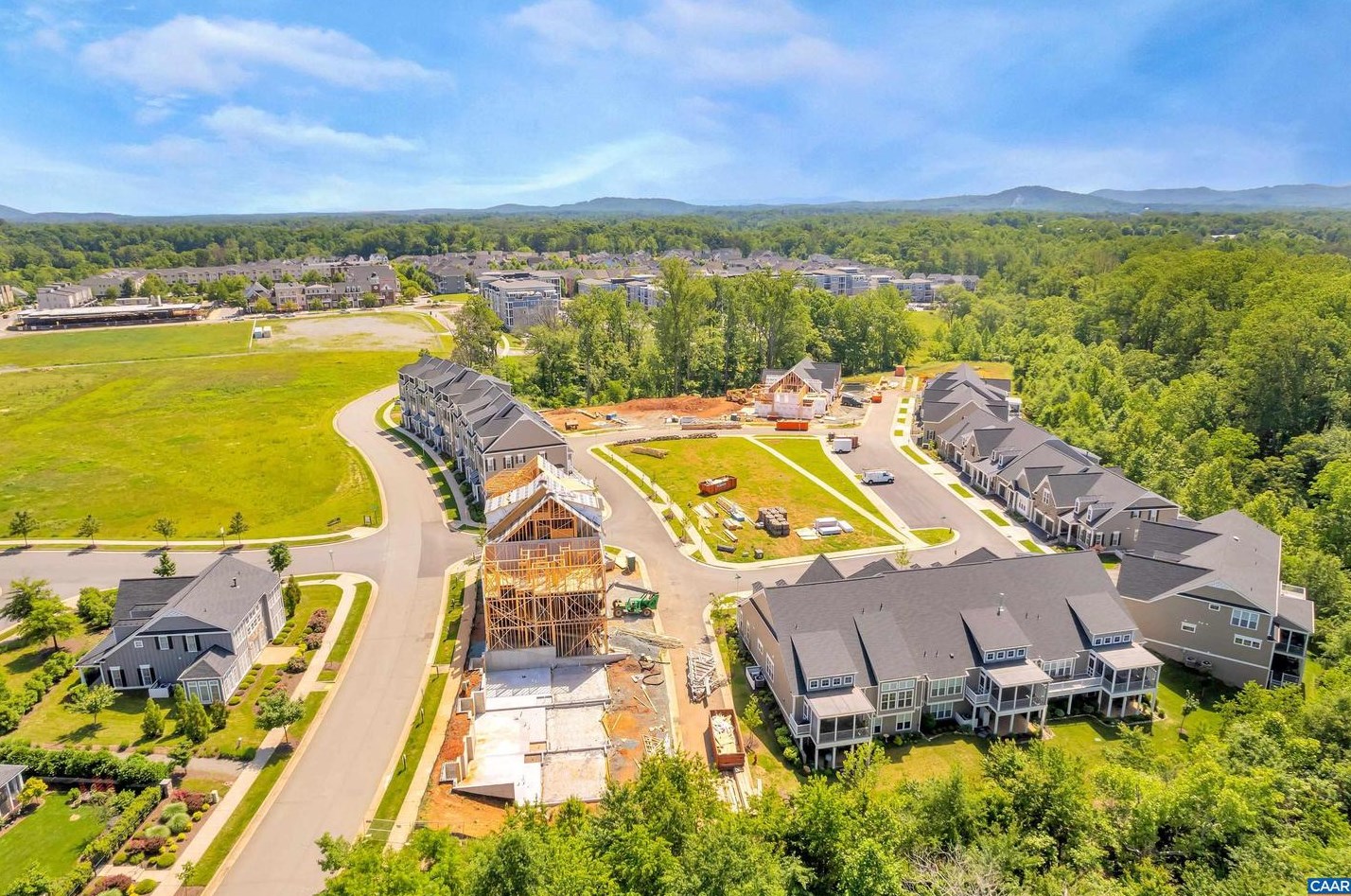 5475 Golf Dr, Crozet, VA 22932