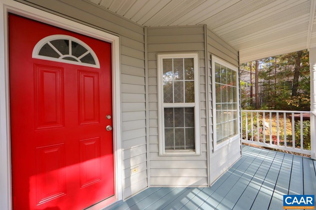 24 Loblolly Rd, Bybee, VA 22963