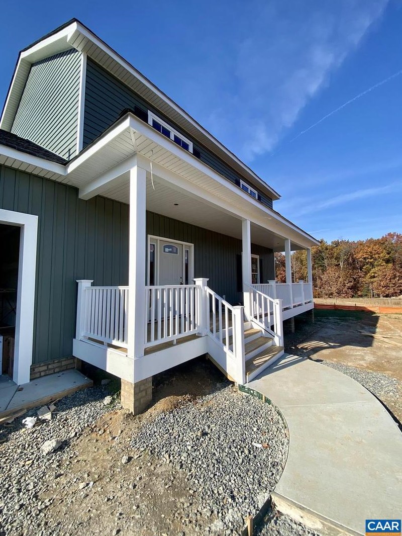 151 Old Mountain Rd, Louisa, VA 23093-6327