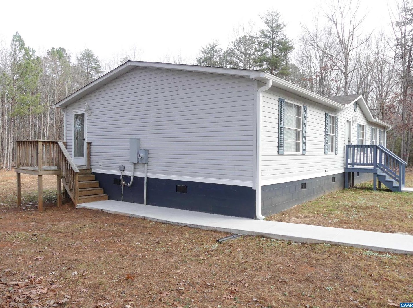 2631 Troublesome Creek Rd, Dillwyn, VA 23936-2789