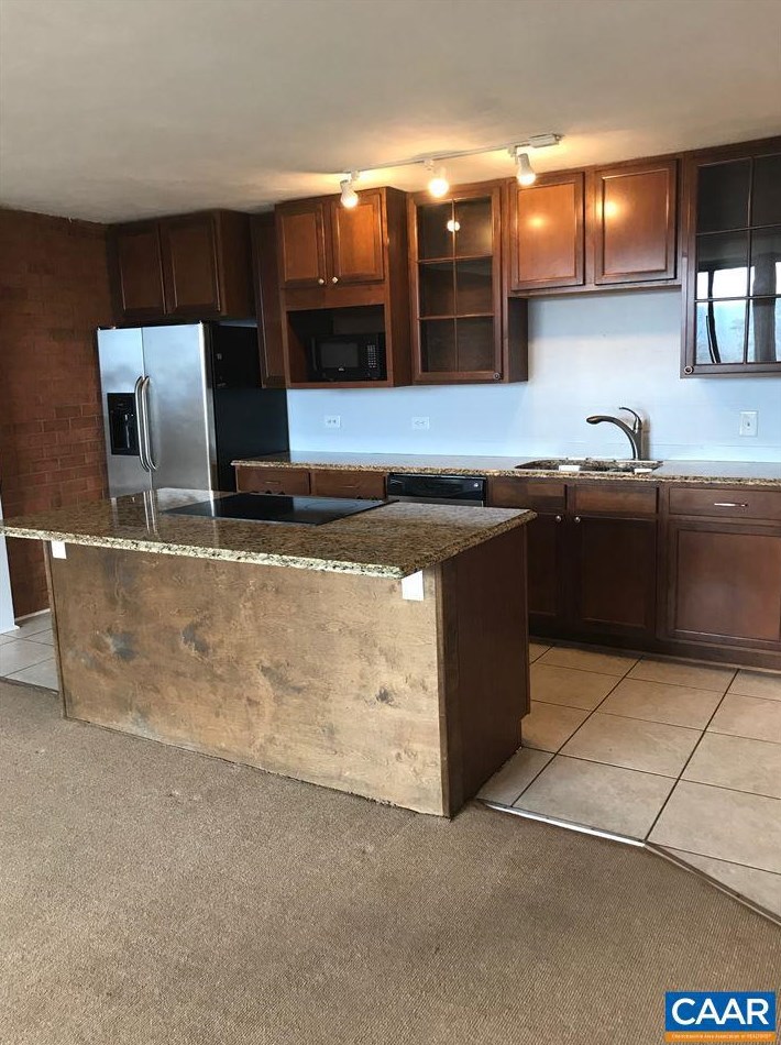 1800 Jefferson Park Ave #607, Charlottesville, VA 22903