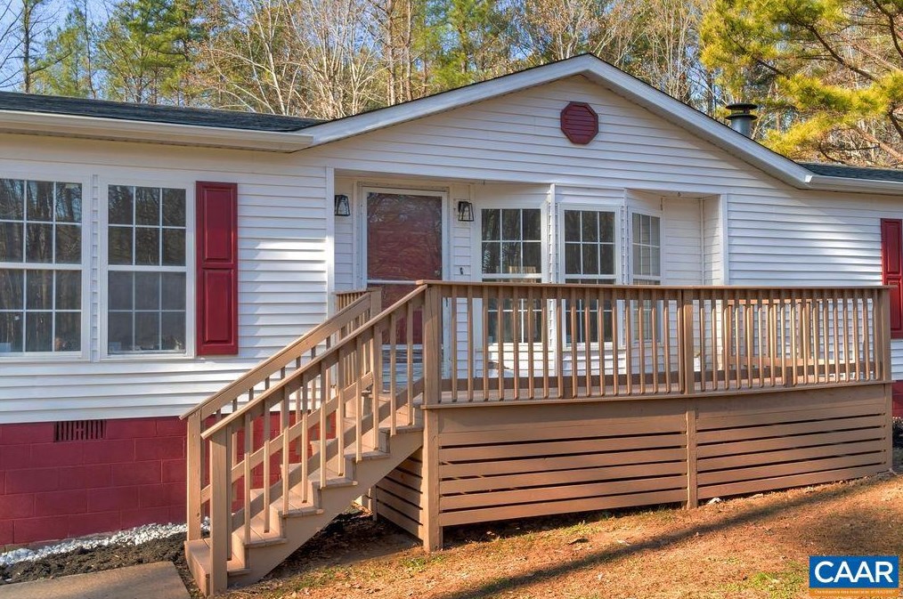 867 Scotts Bottom Rd, Dillwyn, VA 23936-2695