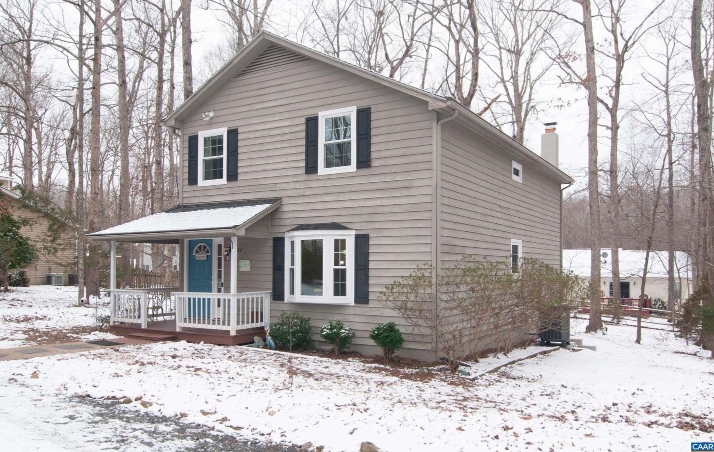 22 Hardwood Rd, Bybee, VA 22963