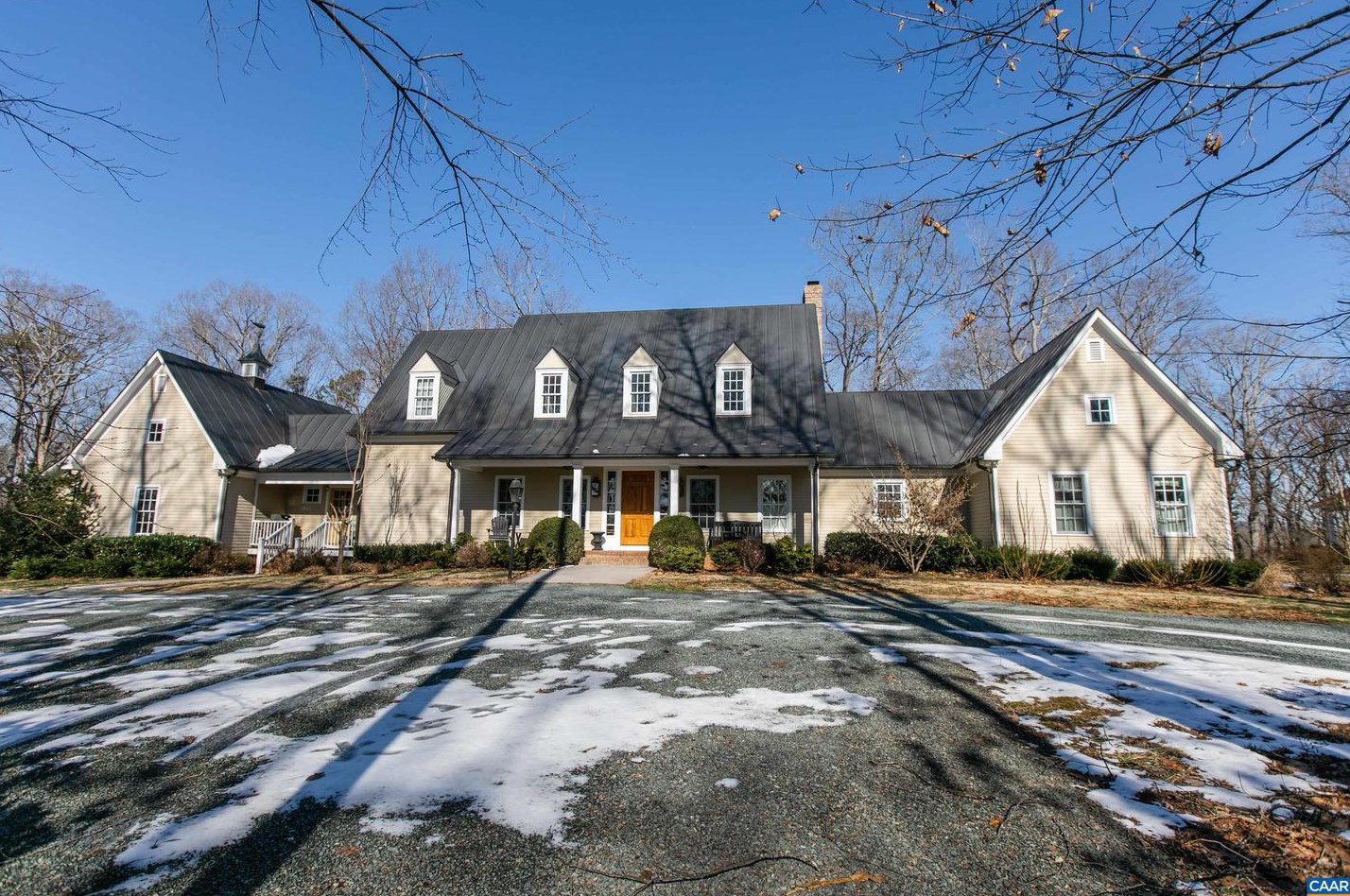 3679 Red Fox Ln, Keswick, VA 22947