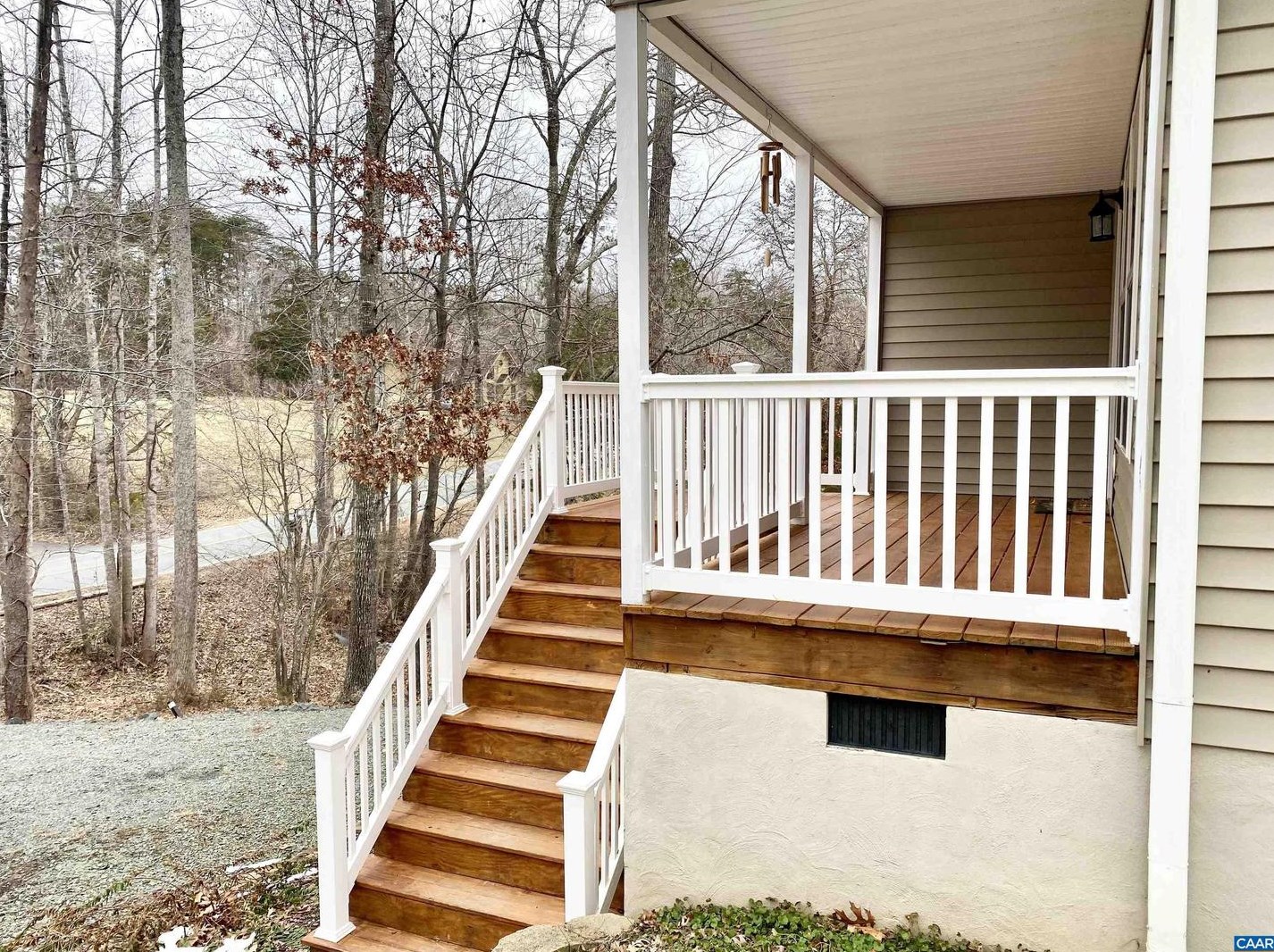 694 Jefferson Dr, Bybee, VA 22963